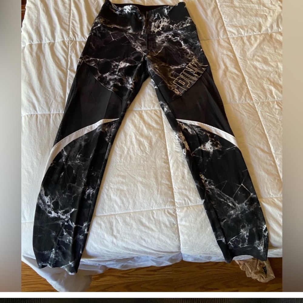 PINK Ultimate leggings marble and mesh